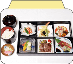 お弁当2000円(税抜)