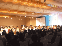 コンベンションホール（全面）発表会例